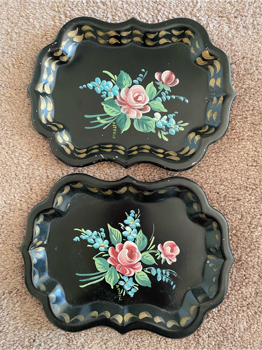 Vintage Antique Set of 2 Miniature Tole Trays.